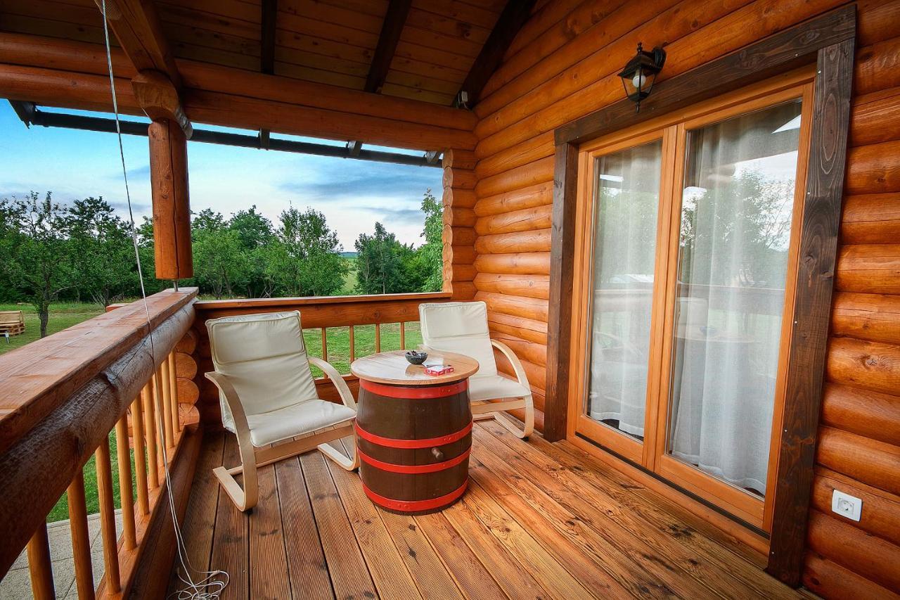 Country Lodge Vukovic Rakovica Esterno foto