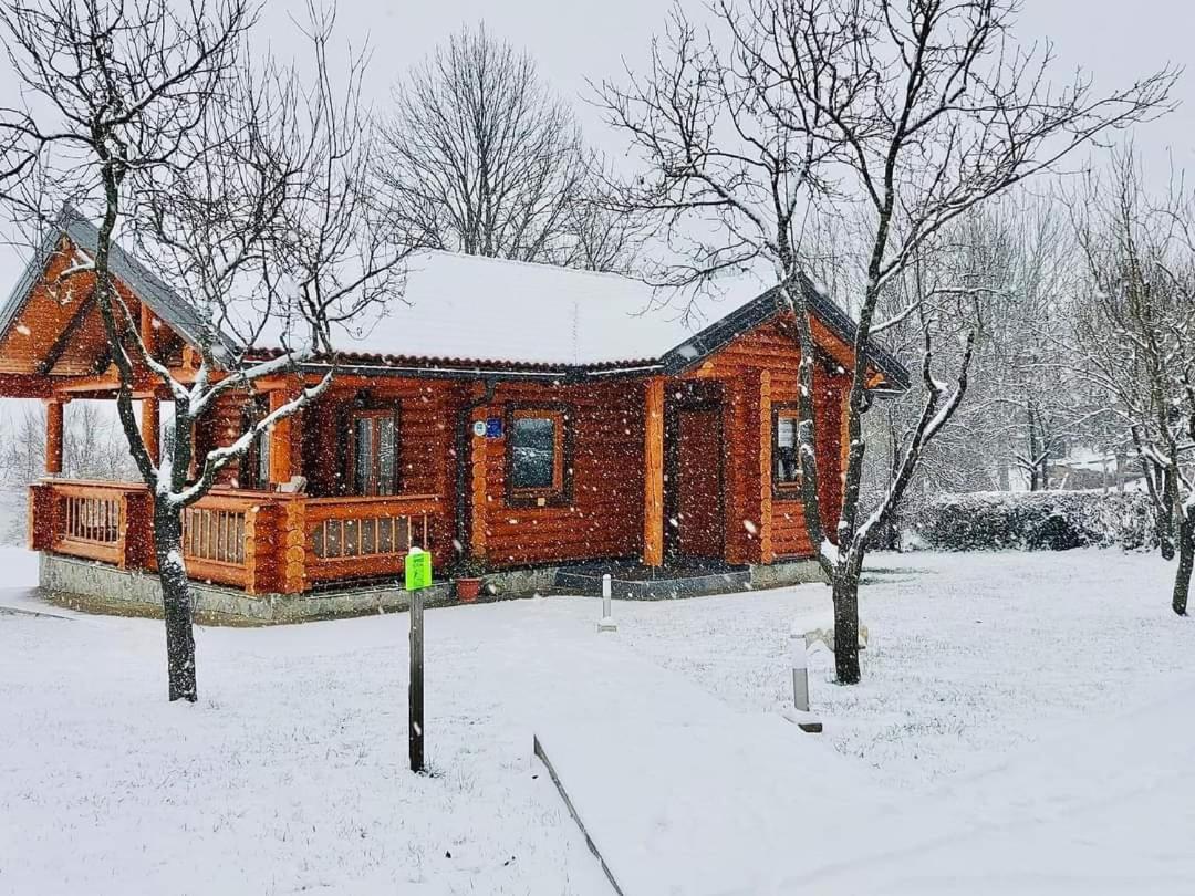Country Lodge Vukovic Rakovica Esterno foto